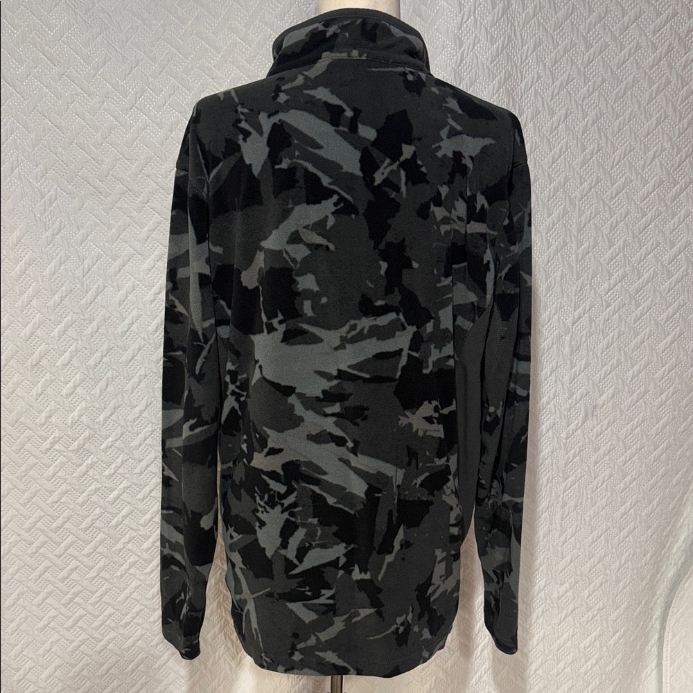 Columbia Black and Gray Men's Shirt - Picture 3 of 4